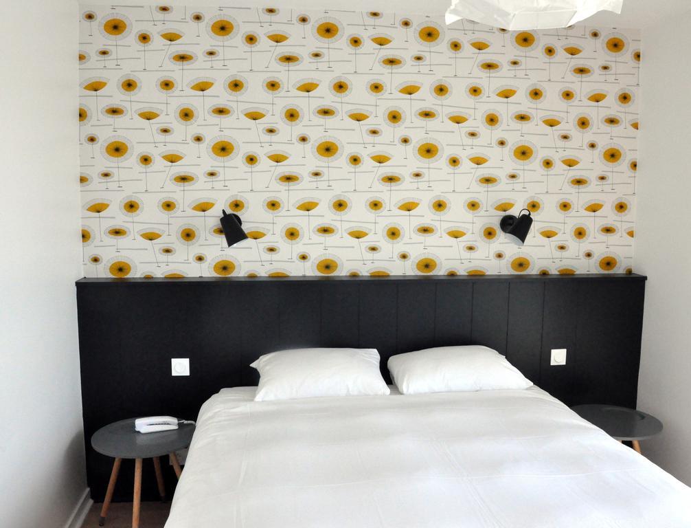 Logis Hotel Du Port Plobannalec Extérieur photo