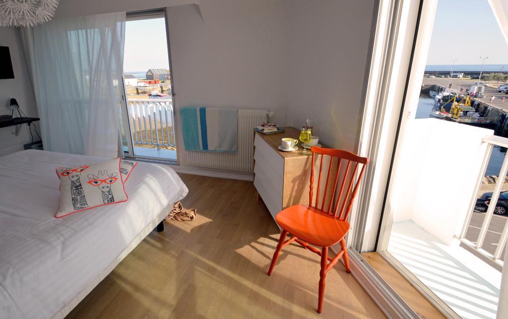 Logis Hotel Du Port Plobannalec Extérieur photo