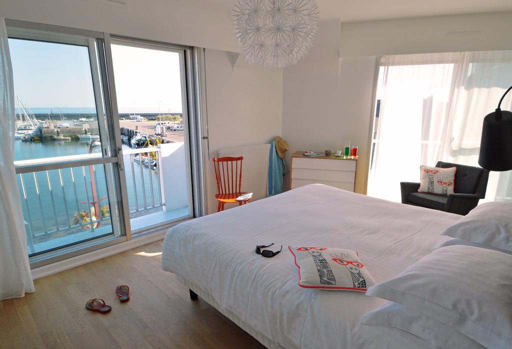 Logis Hotel Du Port Plobannalec Extérieur photo